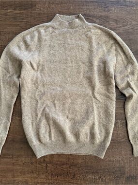 Women’s Turtleneck Sweater in Light Beige